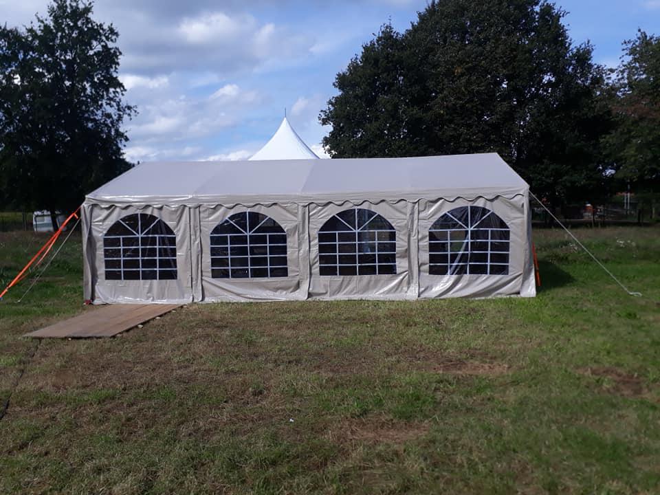 huur partytent 5 m x 8 m, huur partytent voor 36 personen